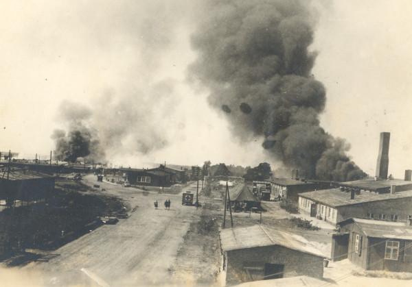 Burning Belsen camp, May 1945. Image © Durham Record Office (D/DLI 7/404/55)